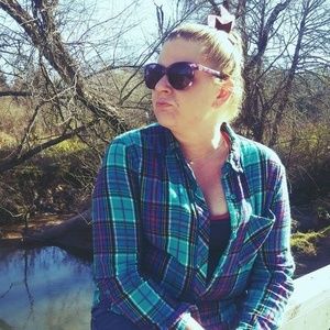 Meet your Posher, Carrie